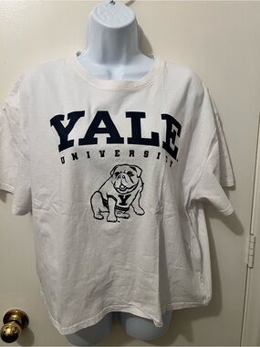 Yale University White Crop Graphic Tee with Bulldog